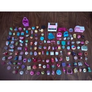 Lot of Over 300 Pieces of Shopkins Mixed Seasons Furniture, Food, Kitchen & More